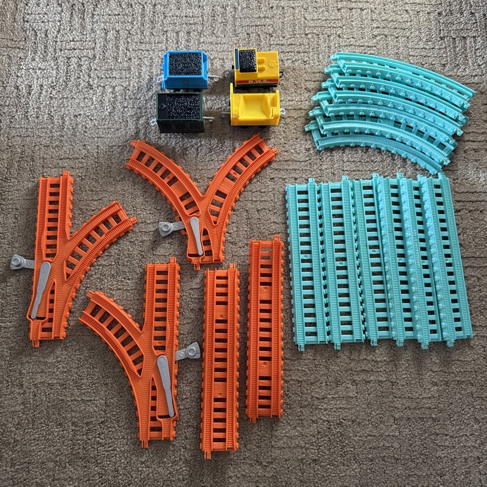 Thomas The Train Track Master Thomas Friends Lot of Track & Trains Blue Orange